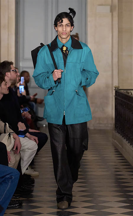 أسبوع باريس للموضة: روح المرح في مجموعة Jacquemus